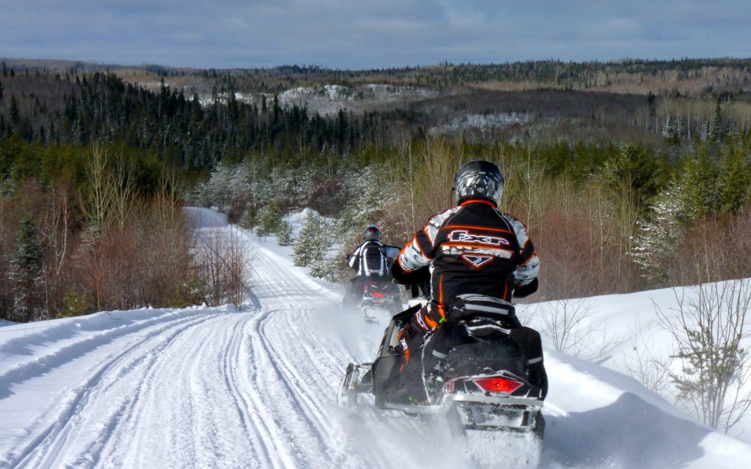 Make Northeastern Ontario Your In-Season Snowmobile Vacation Destination